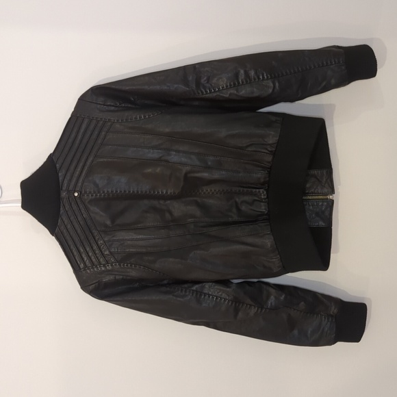 Danier Leather Jacket Womens - Picture 4 of 4